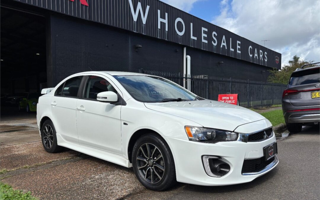 2017 Mitsubishi Lancer ES Sport Sedan