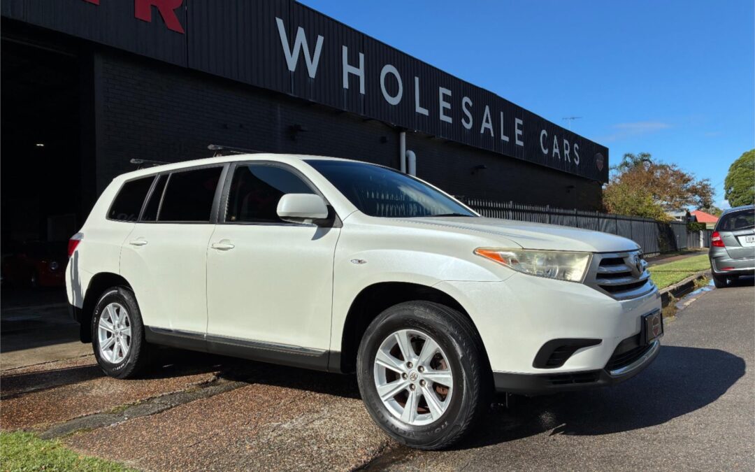 2013 Toyota Kluger KX-R Wagon